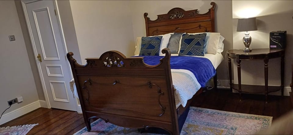 Walsall WS1 Traveller & Contractor Exclusive Place Free Parking Vacation rental in Walsall
