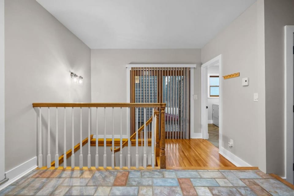 Spacious Cozy 3 Bed 2 Bath House in Litchfield County