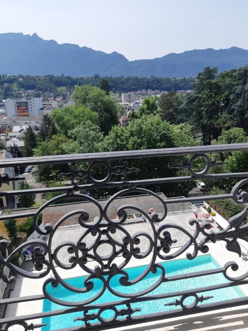 Studio calme, piscine - Proche thermes et centre Apartment in Aix-les-Bains