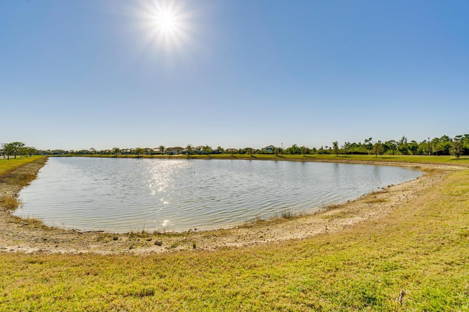 Pet-Friendly Port Charlotte Home w/ Pond Views! House in South Gulf Cove