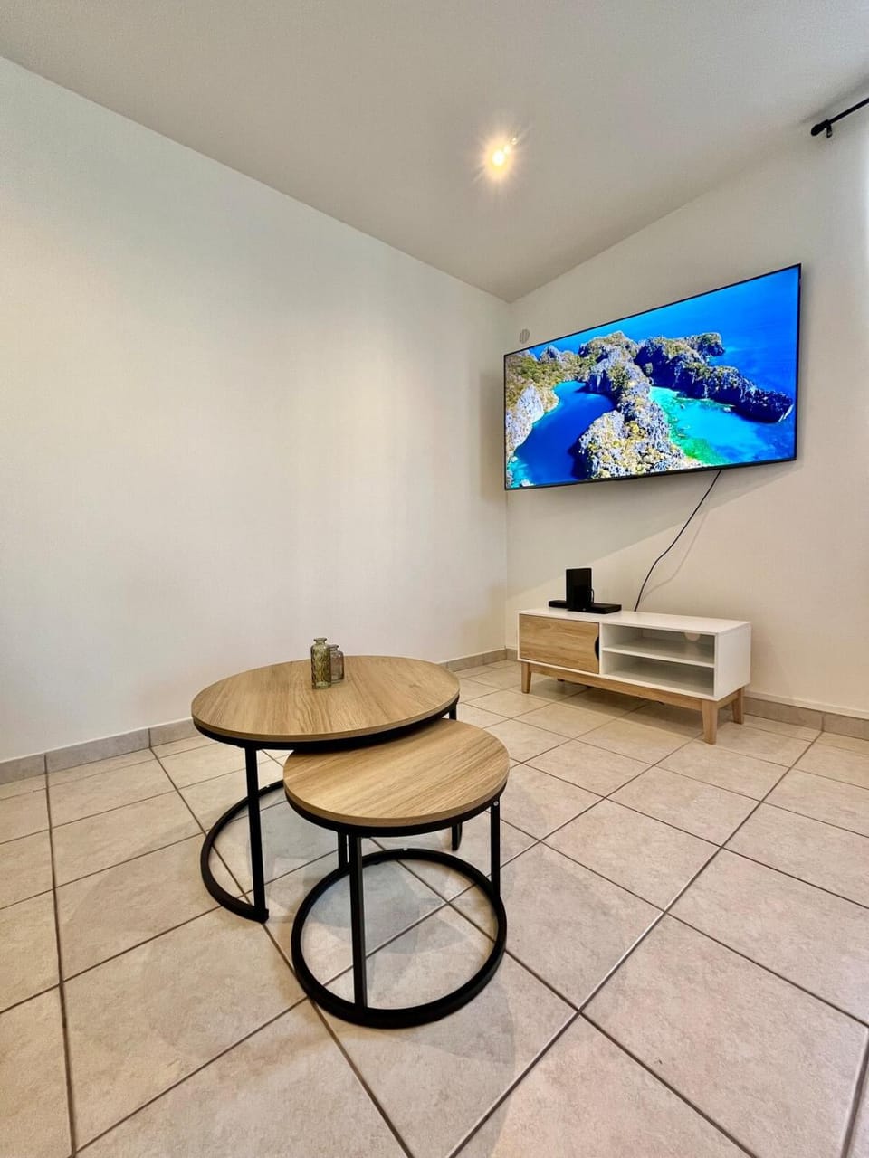 TV and multimedia, Living room