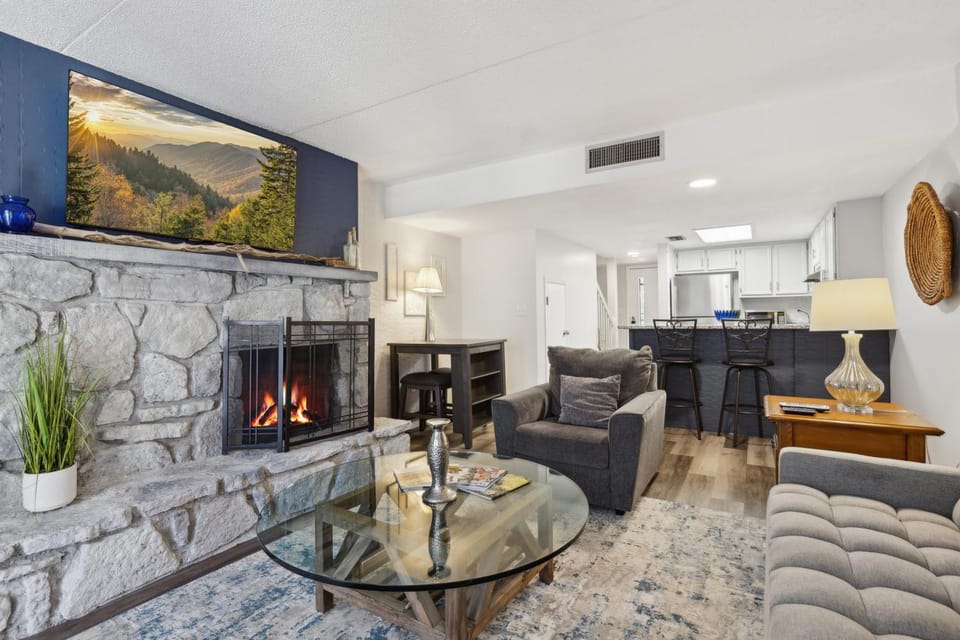 Elevated Escape House in Gatlinburg