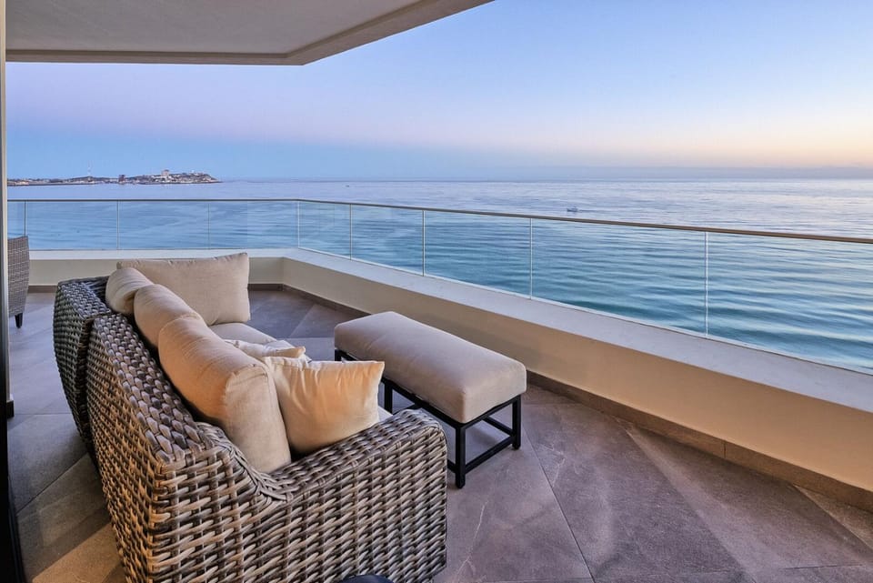 LUXURY NEW OCEANFRONT CONDO 5BR Sleeps 12 House in Rocky Point