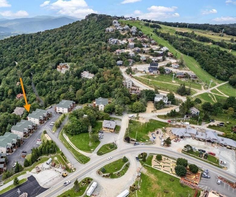 Nearby landmark, Bird's eye view, City view, Mountain view, Location
