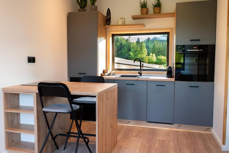 Cottage with sauna doBeskid Chalet in Poland