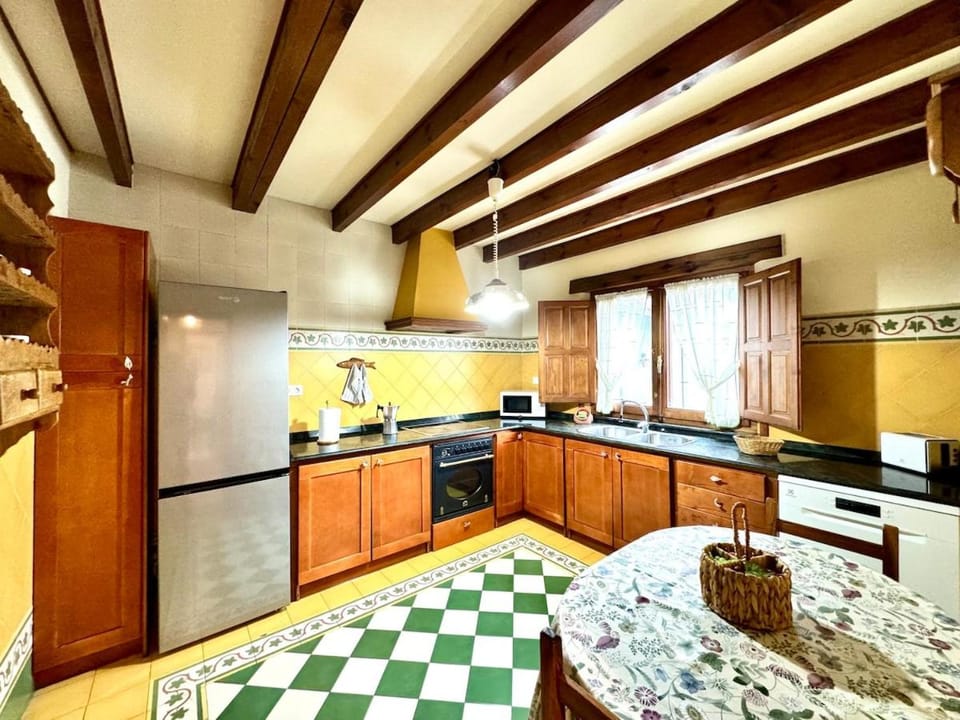 Casa rural LA CEÑA House in Cantabria