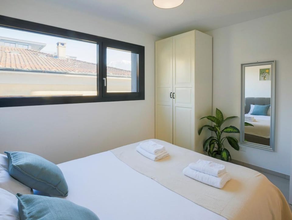 Locarno Centro e Lago a pochi passi Free Parking Apartment in Locarno