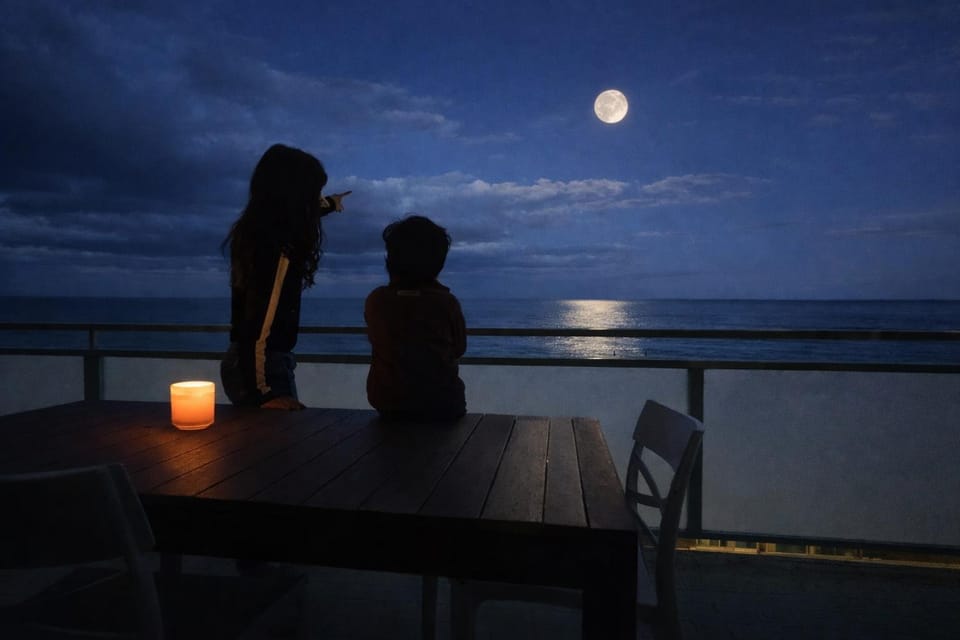 Night, People, Natural landscape, View (from property/room), Balcony/Terrace, Balcony/Terrace, Dining area, Guests, Sea view, Sea view, group of guests