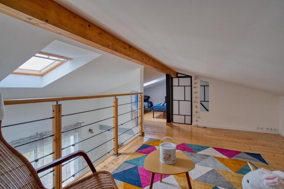 Game Room, Living room