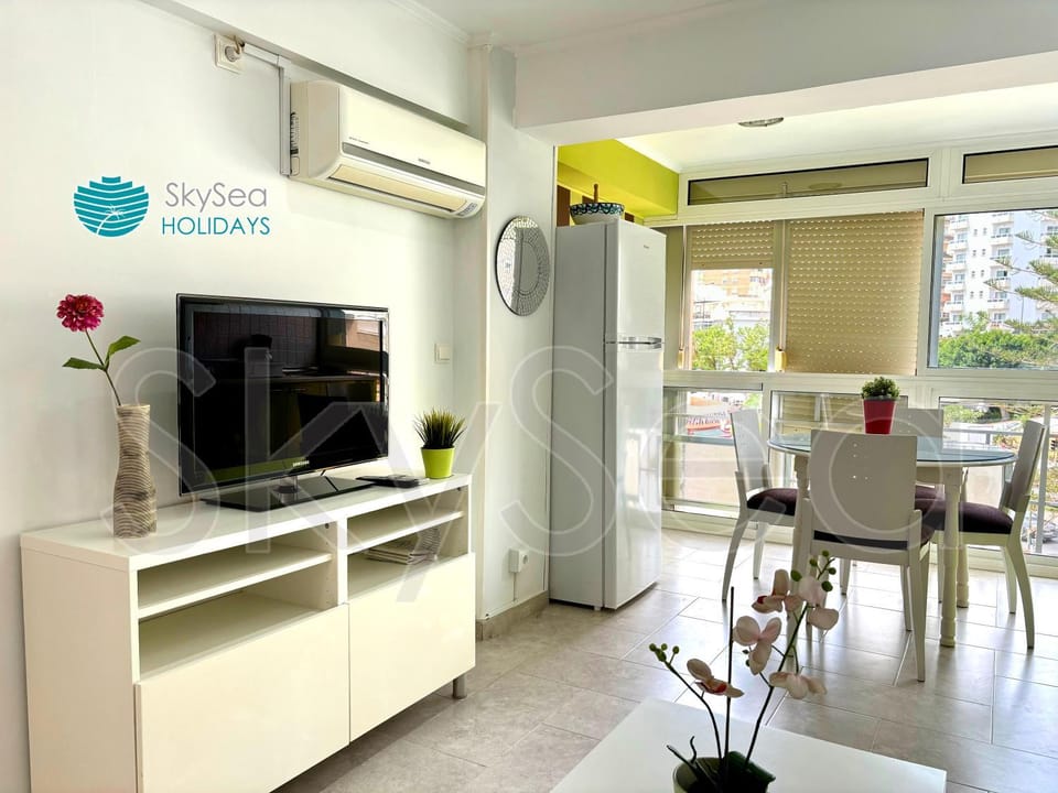 TV and multimedia, Dining area