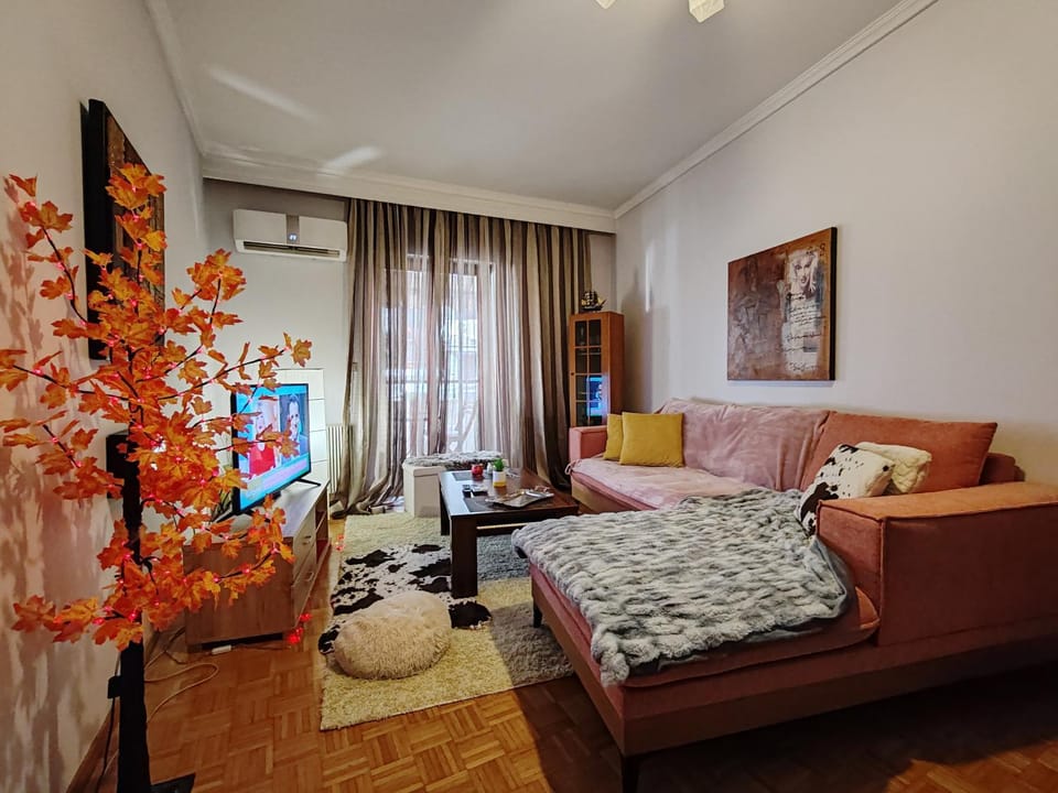 Communal lounge/ TV room, TV and multimedia, Living room, Photo of the whole room, Seating area, Evening entertainment