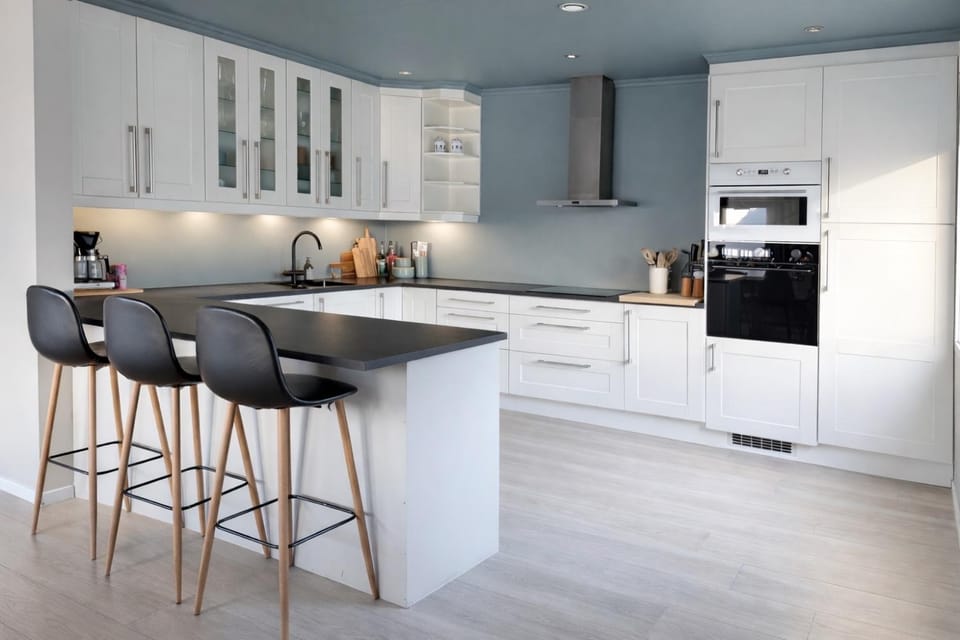Scenic fjord home with terrace, minutes from Pulpit Rock Villa in Rogaland