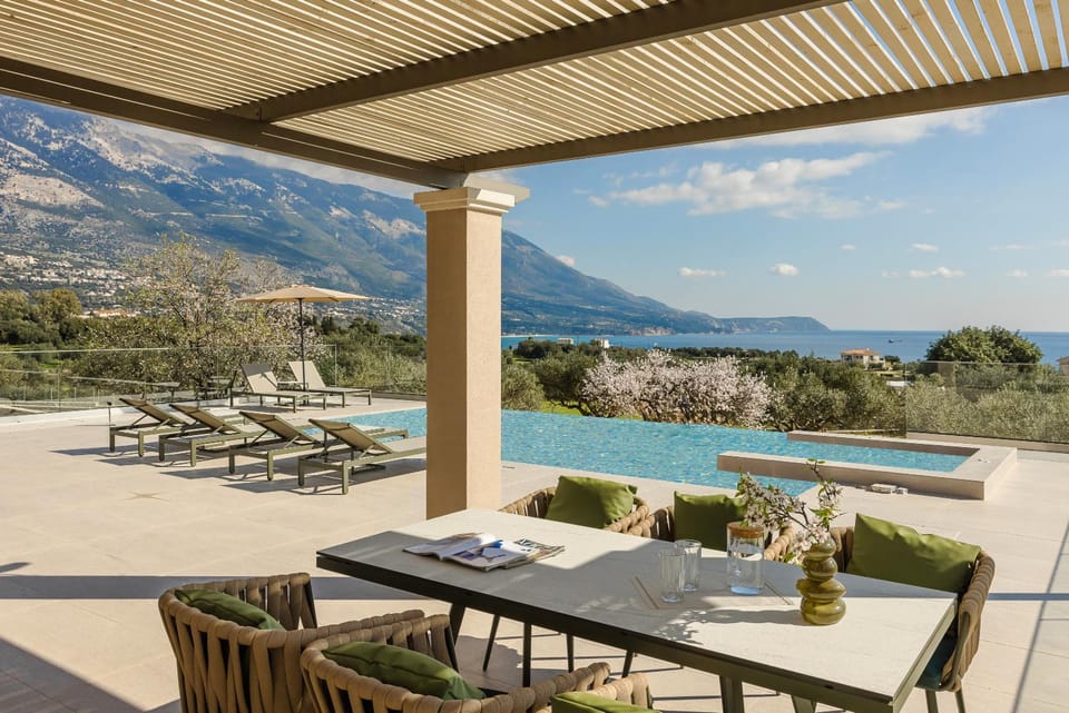 Natural landscape, Dining area, Sea view, Swimming pool, sunbed