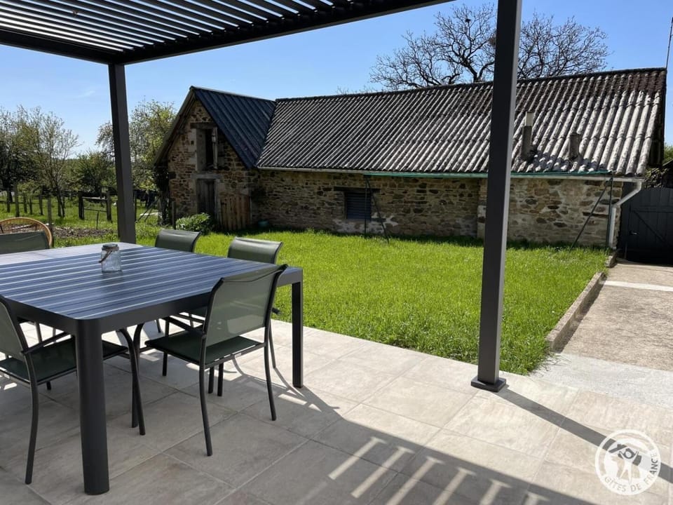 Gîte de France La maroussie 3 épis - Gîte de France 11 personnes MAE-5091 Apartment in Nouvelle-Aquitaine