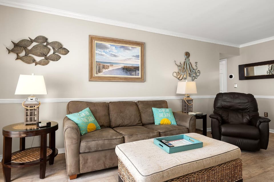 Living room, Seating area, furniture