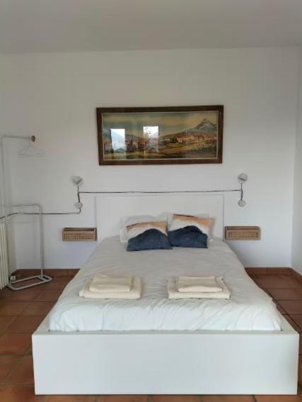 Eguzkilore Larunbe apartamento Apartment in Navarre