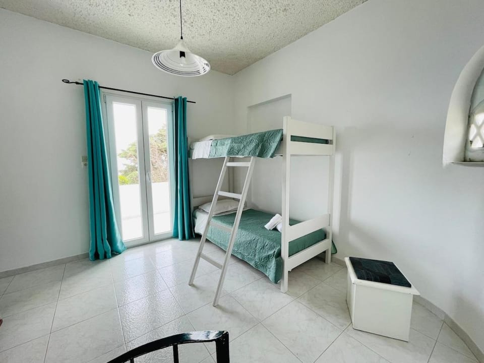 bunk bed
