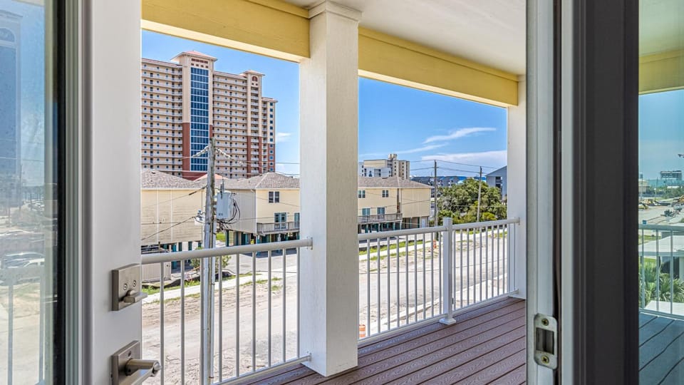 Dreezys Hideaway House in Gulf Shores