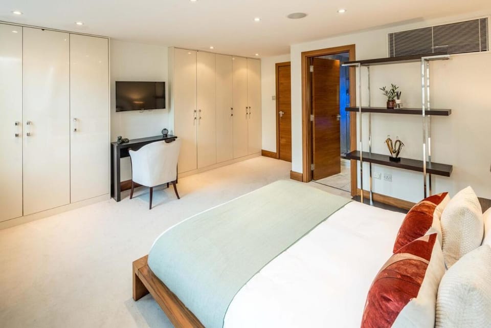 -Air con- Luxury Townhouse - High St Kensington! Villa in City of Westminster