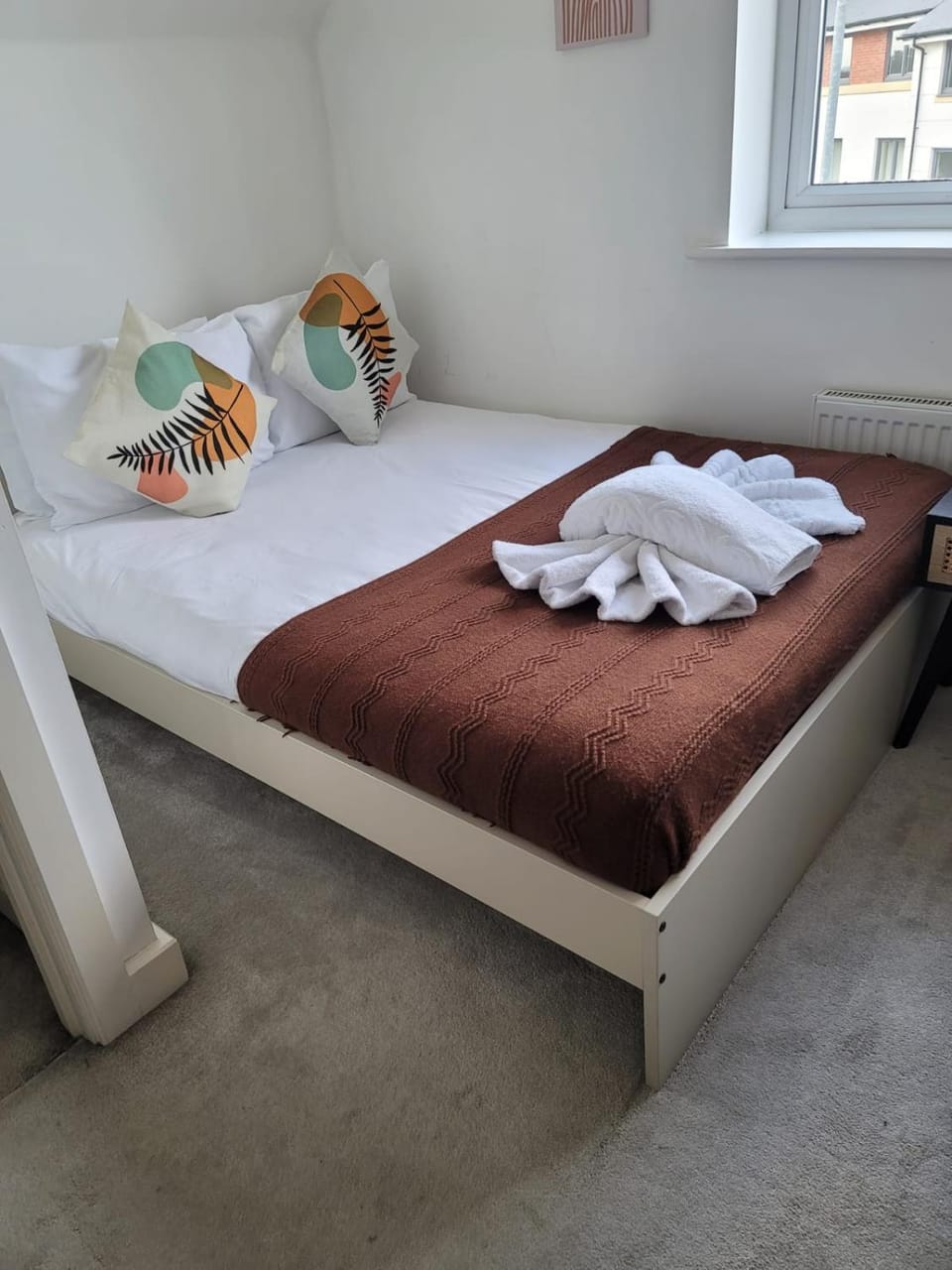 4 BR - 2 Baths - 1 WC - Solihull - NEC - HS2 - Long Stays for Contractors and Relocators - HMHStays House in Shirley