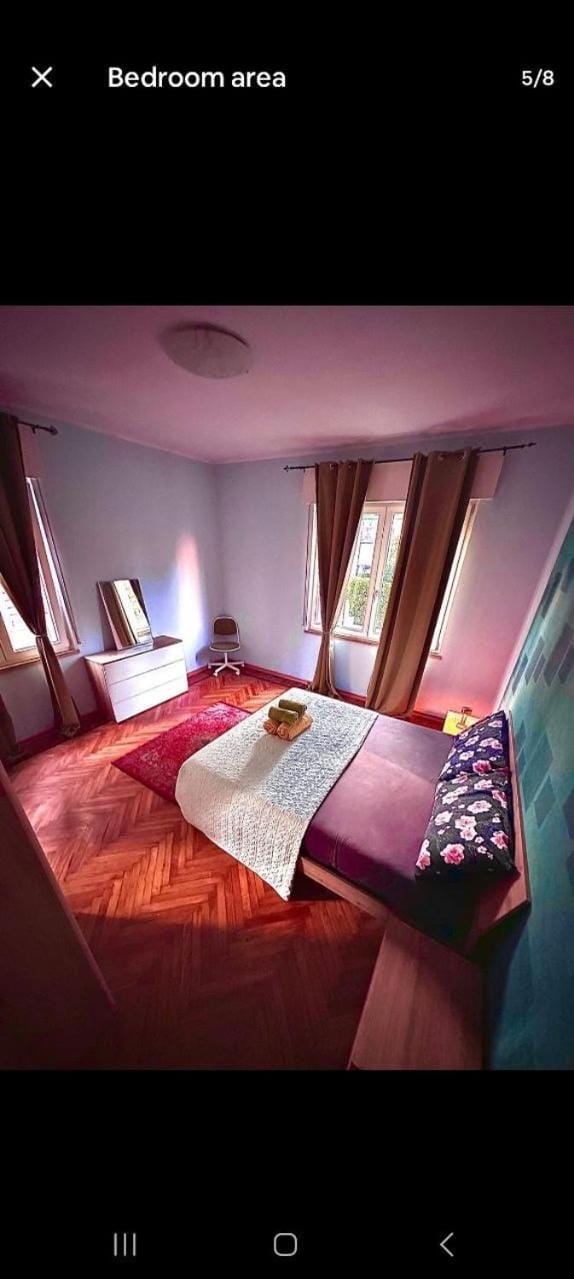 Elegant Coco stay- 10 min to Venice Bed and Breakfast in Venice