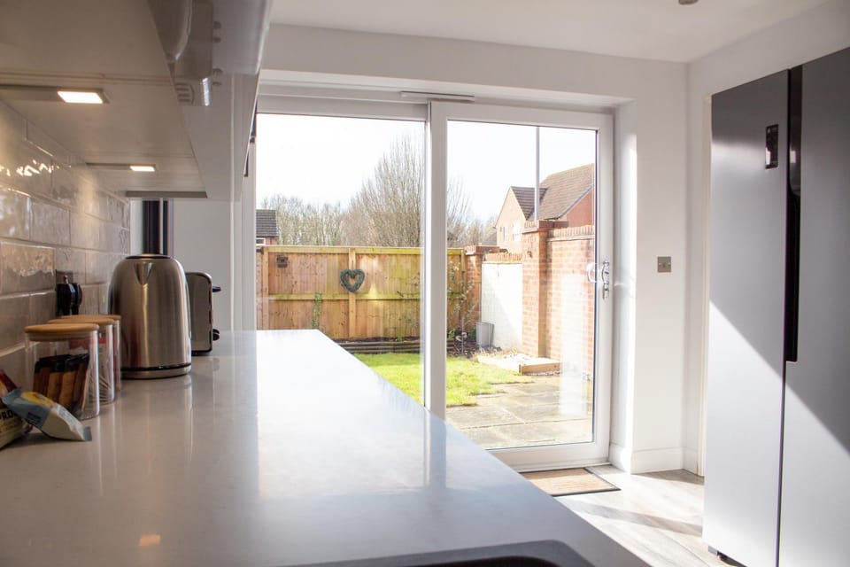 Kitchen or kitchenette, kitchen
