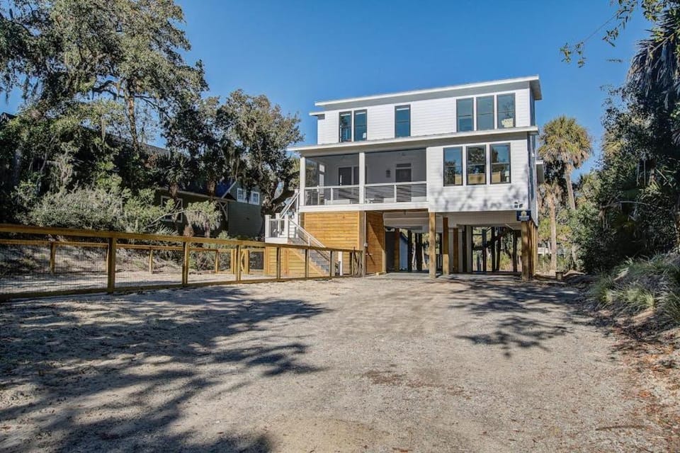 Tishamingo Beach House House in Edisto Beach