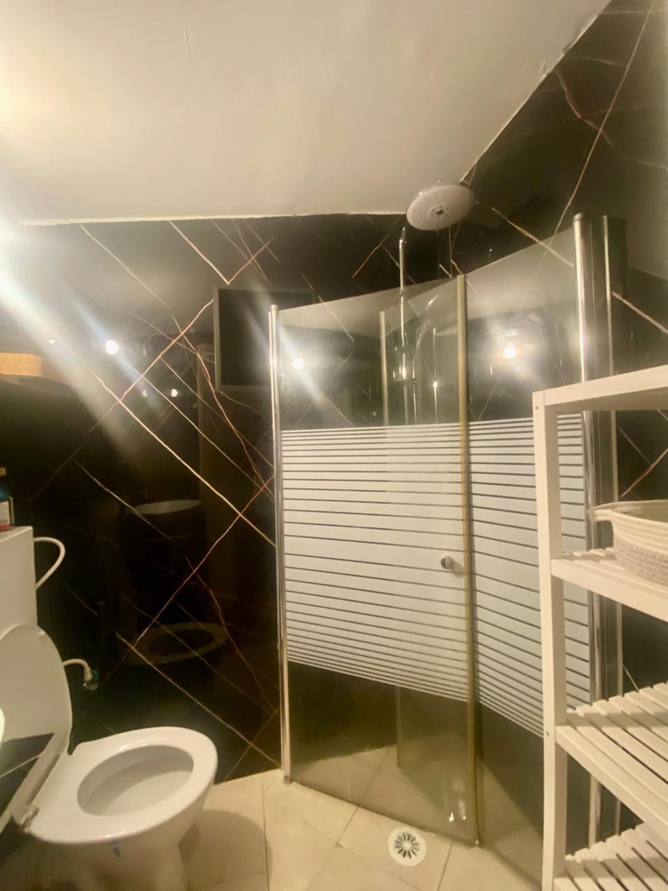 פטנאהוז פרטי ליד הים והשוק VIp Apartment in Tel Aviv-Yafo