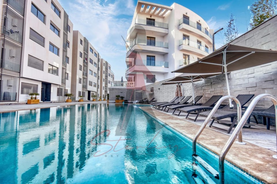 Property building, Swimming pool