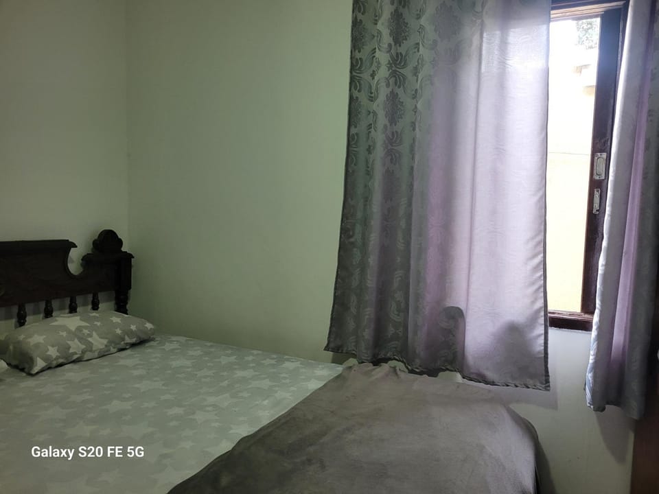 Casa Terrea com piscina e churrasqueira pertinho da praia para ate 34 hospedes House in Itanhaém