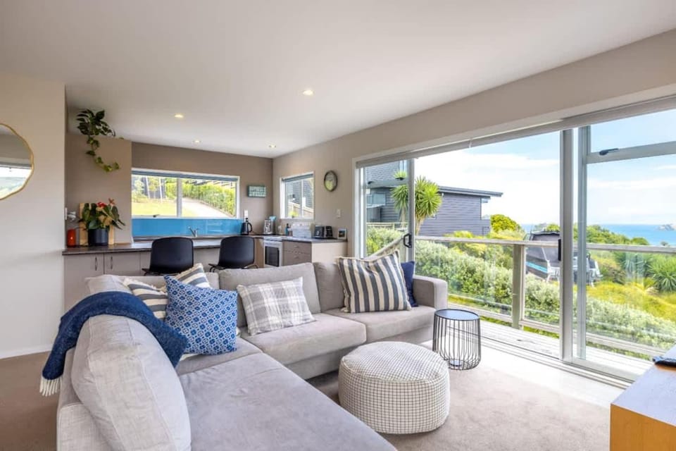 Sea View Serenity House in Auckland Region