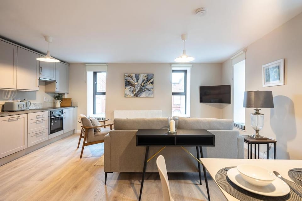 3rd Floor Stylish 2-Bed Apartment Apartment in Drogheda