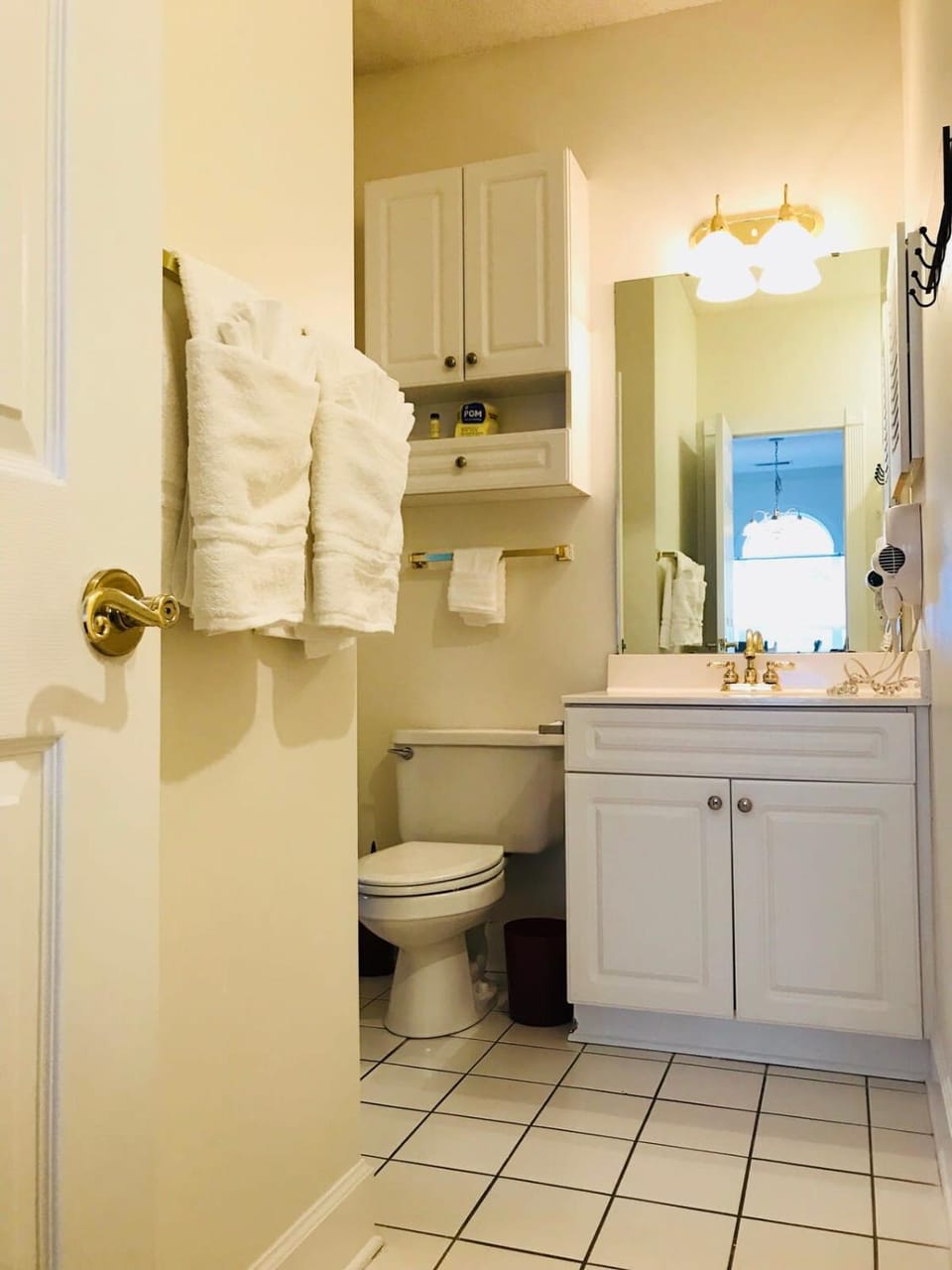 Quiet comfortable and cozy vacational condo House in Carolina Forest