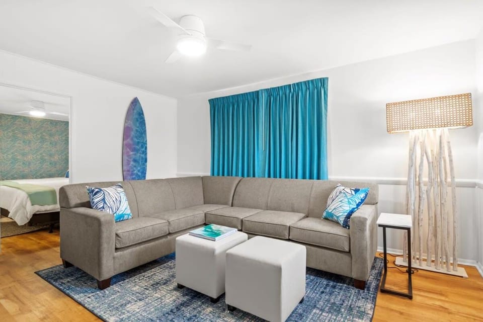 Beach Nest 3 Stylish Condo 2Min Walk to Beach Apartment in North Myrtle Beach