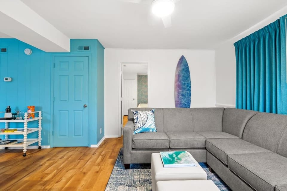 Beach Nest 3 Stylish Condo 2Min Walk to Beach Apartment in North Myrtle Beach
