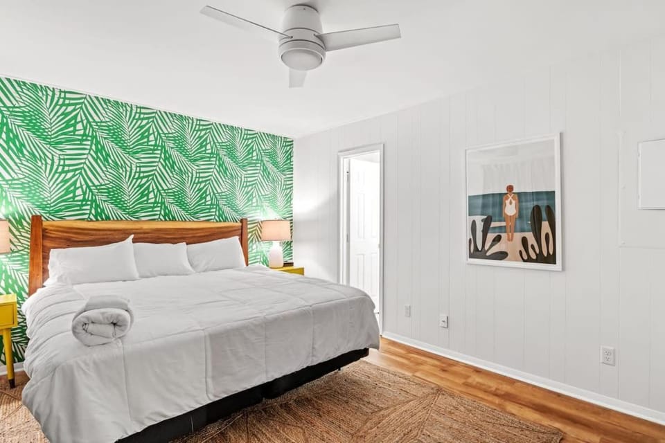 Beach Nest 4 Stylish 2Min Walk to Beach Apartment in North Myrtle Beach