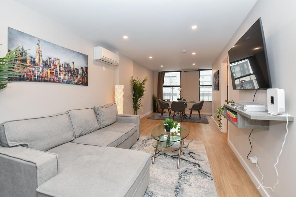 Luxury Five BR Chic Duplex in the Heart of Soho Apartment in Lower Manhattan
