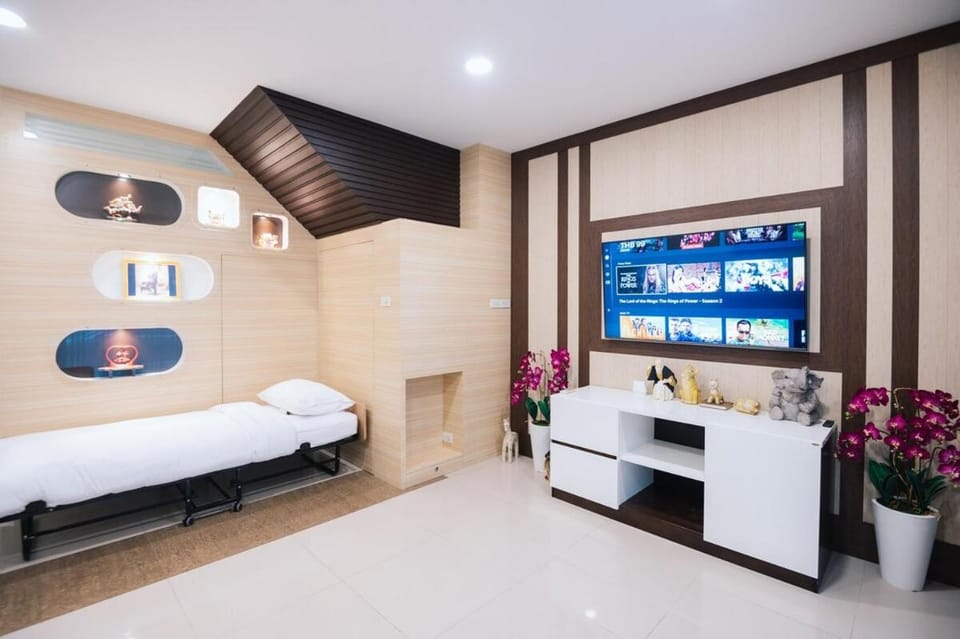 TV and multimedia, Living room, air conditioner