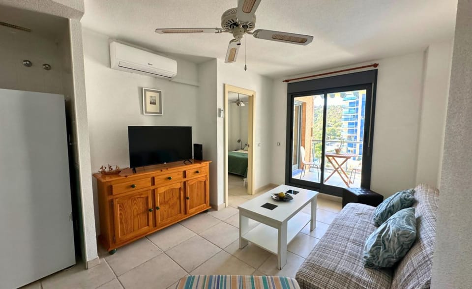 TorreAguiló: Urbanización con Piscina, Gym y Padel Apartment in Marina Baixa