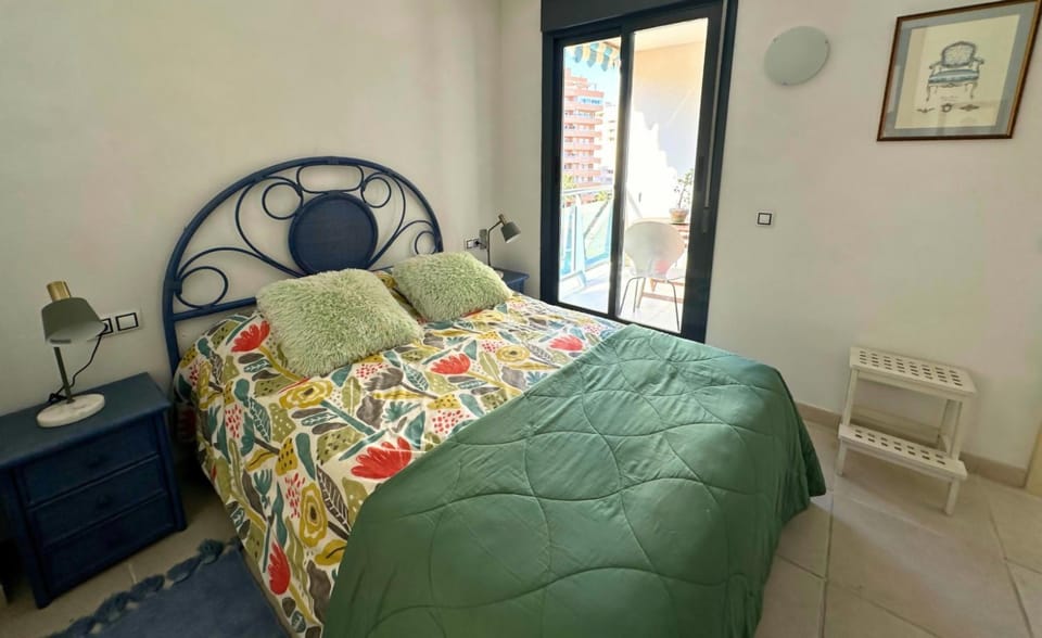 TorreAguiló: Urbanización con Piscina, Gym y Padel Apartment in Marina Baixa
