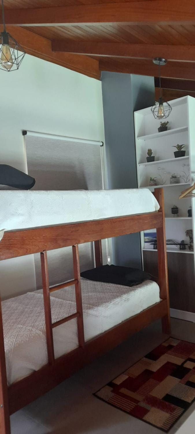 Casa Ampla, 2 quartos, aconchegante no Campeche House in Florianopolis