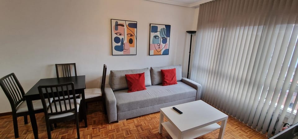 Living room, Photo of the whole room