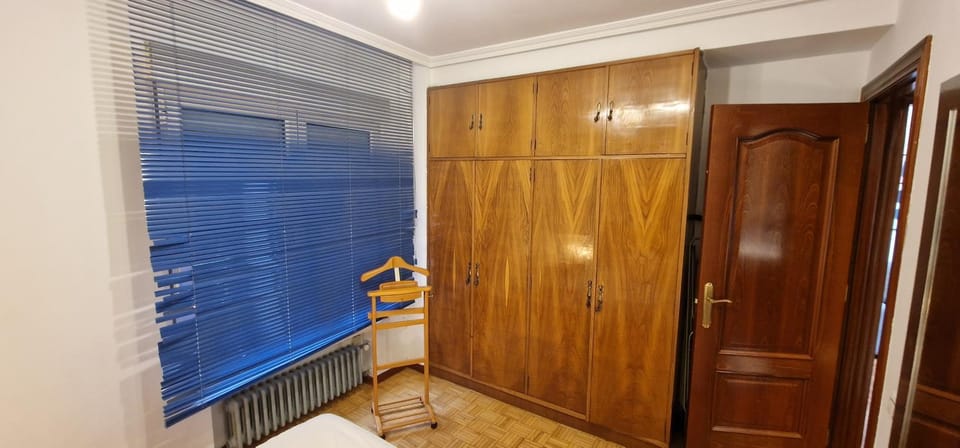 Bedroom, wardrobe