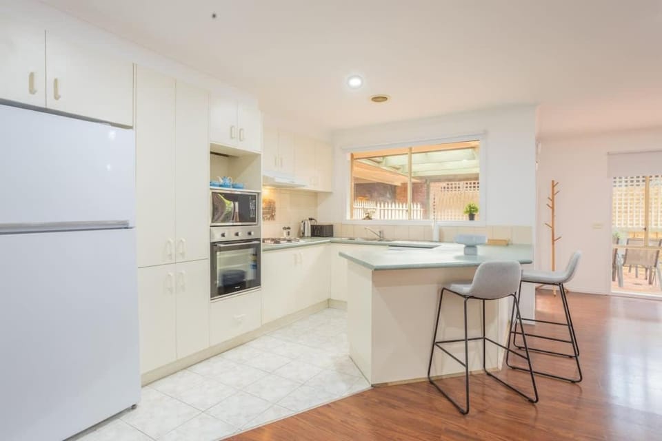 Well-Appointed Family Home in Popular Location House in Truganina