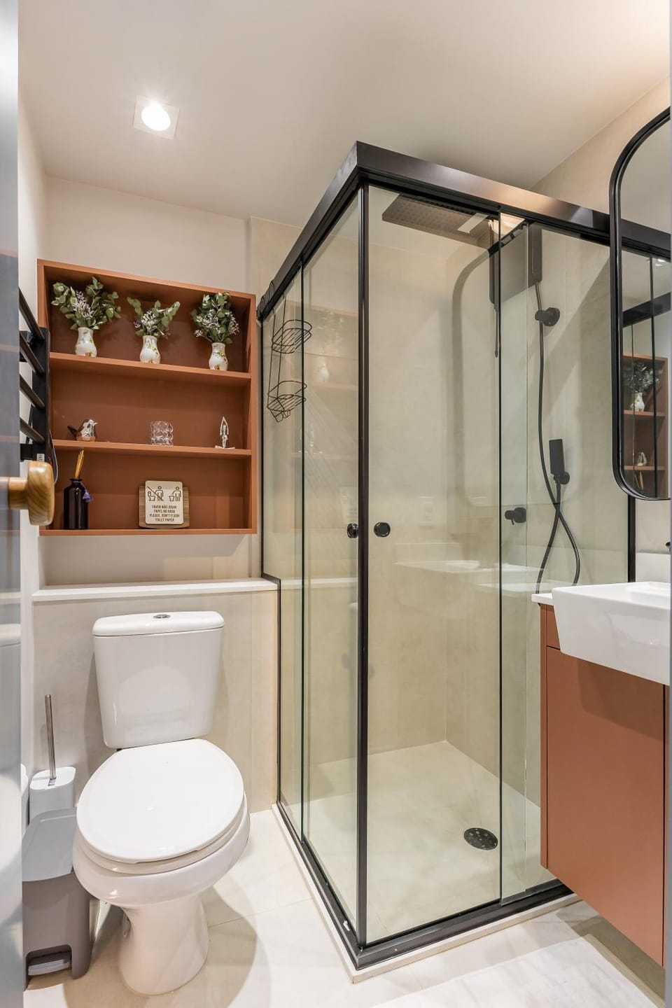 Studios a 300m do metrô, próximo a comércio, restaurantes com ótima localização em Pinheiros Apartment in Sao Paulo City