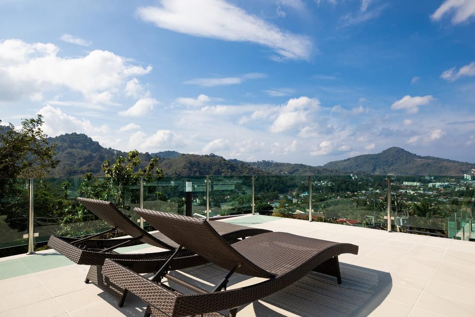 Natural landscape, Mountain view, sunbed