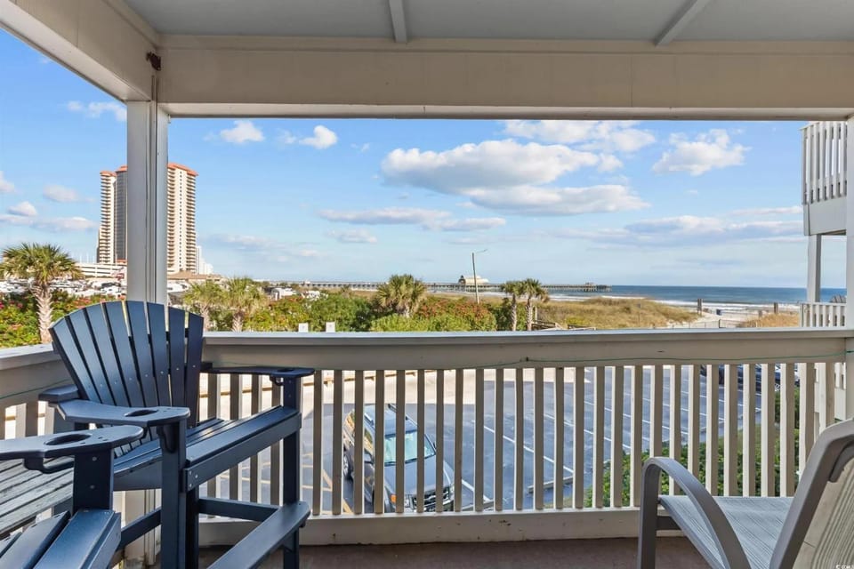 Patio, View (from property/room), Balcony/Terrace, Seating area
