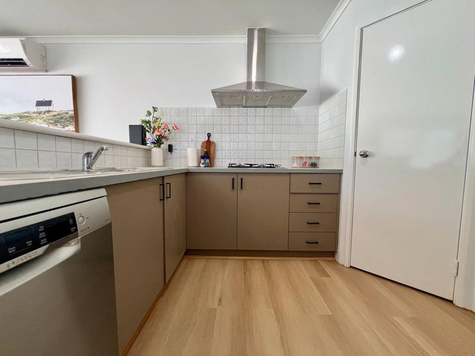 Modern Stay in Armadale House in Perth