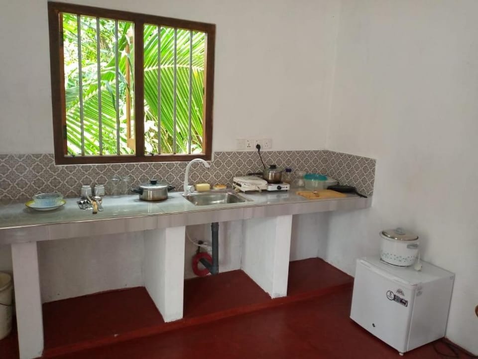 Tropical Paradise Polhena Apartment in Southern Province