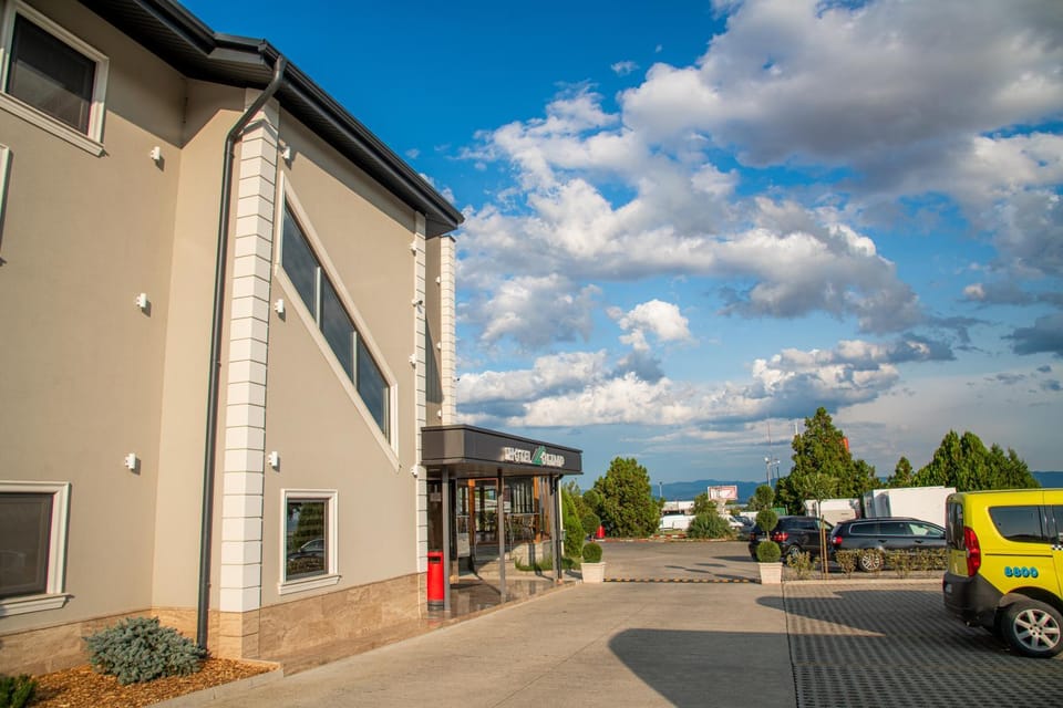 Property building, Day, Location, Parking